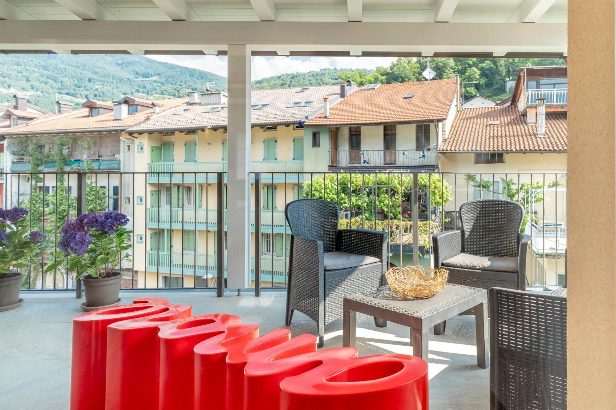Luxury 2Br W/ River Castle View In Borgo Valsugana Lägenhet Exteriör bild