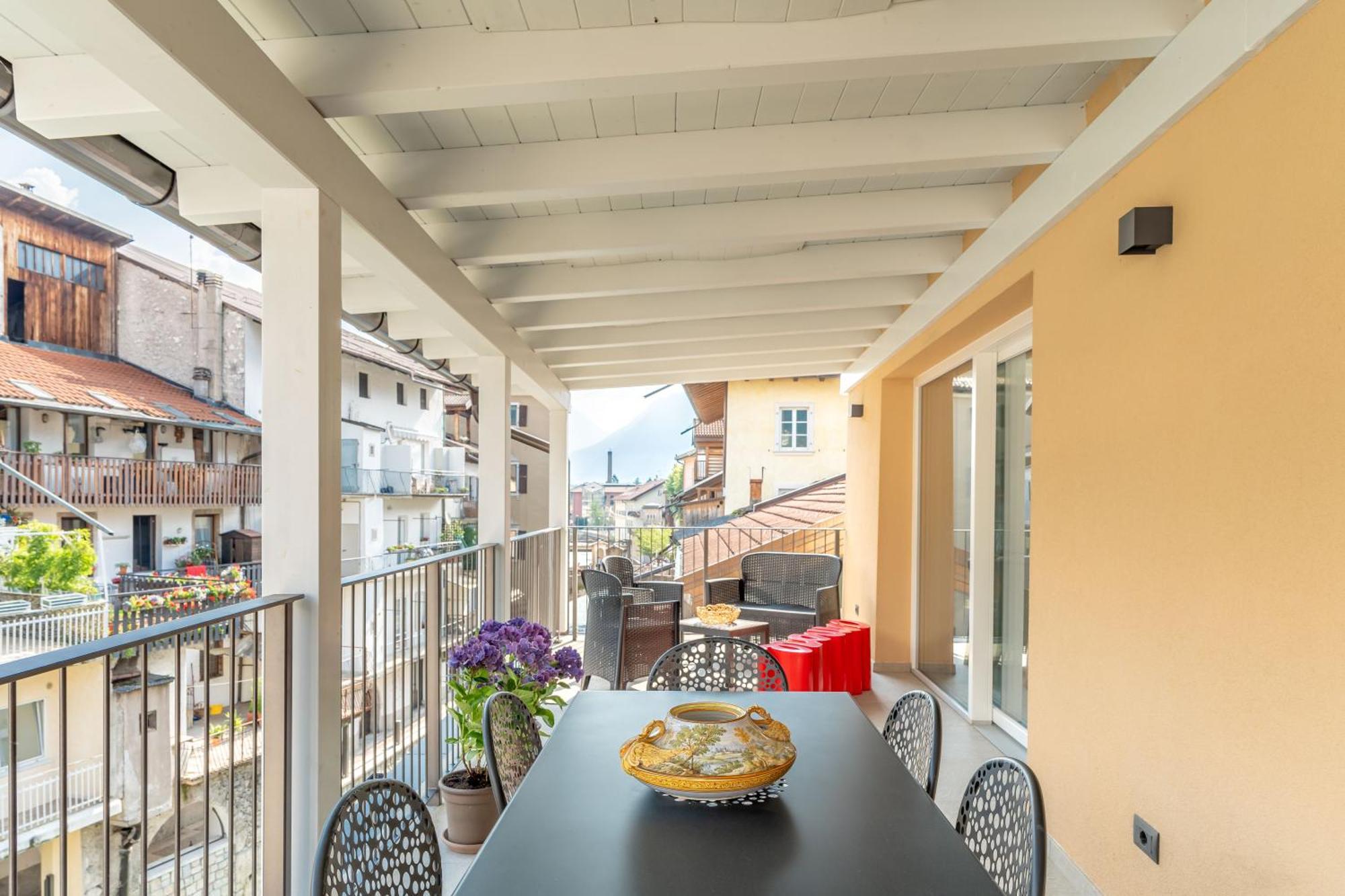 Luxury 2Br W/ River Castle View In Borgo Valsugana Lägenhet Exteriör bild